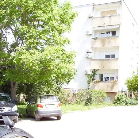 Pizonova 3 Apartment Pula